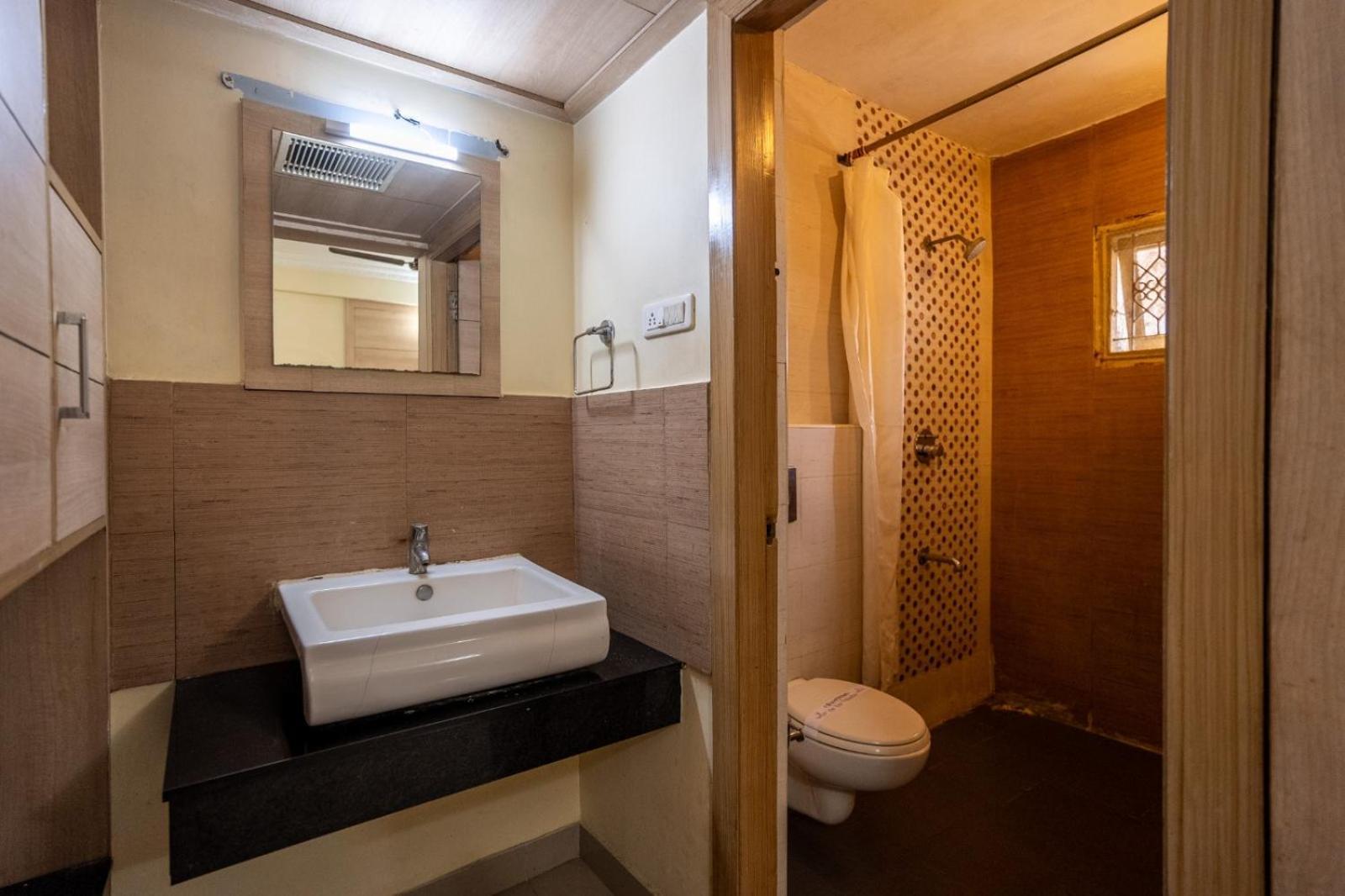 Sree Bharani Hotels Tirunelveli Ngoại thất bức ảnh