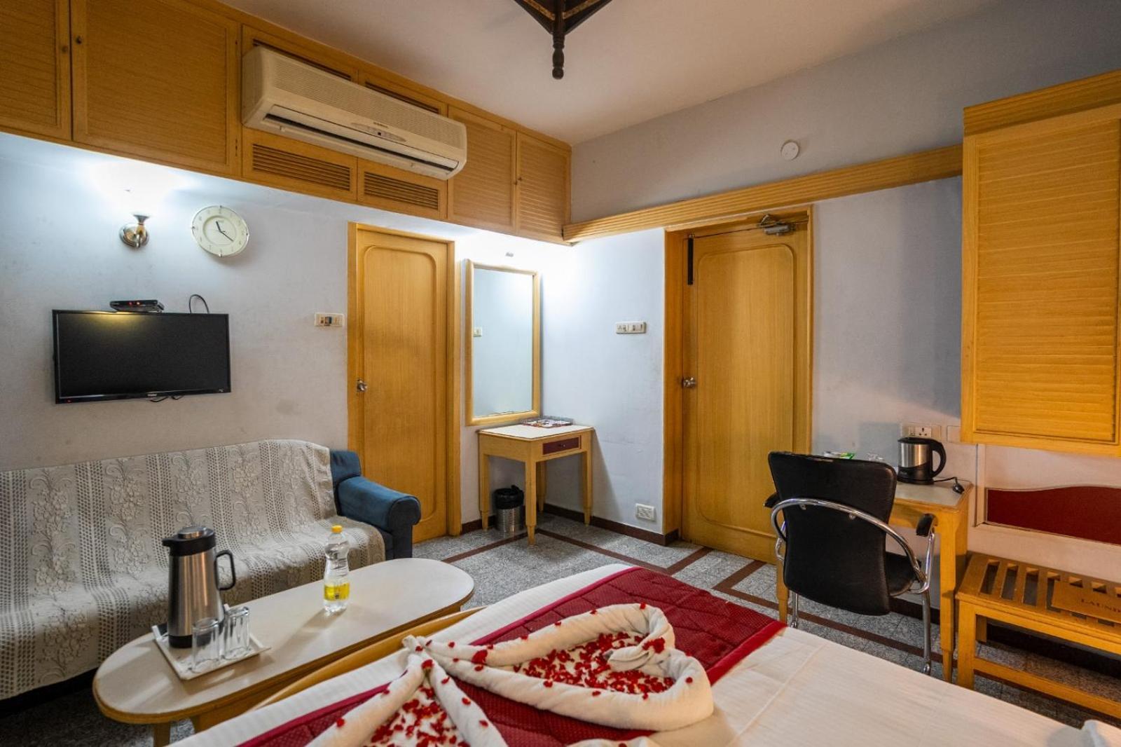 Sree Bharani Hotels Tirunelveli Ngoại thất bức ảnh