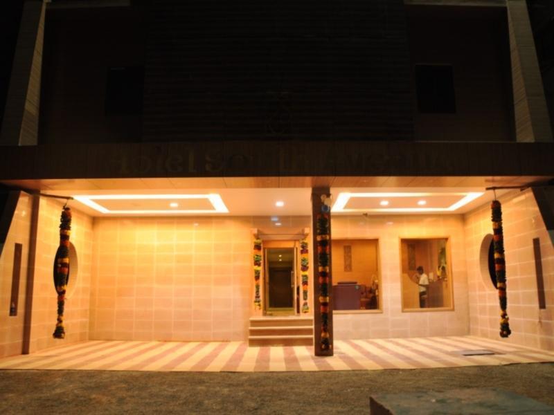 Sree Bharani Hotels Tirunelveli Ngoại thất bức ảnh